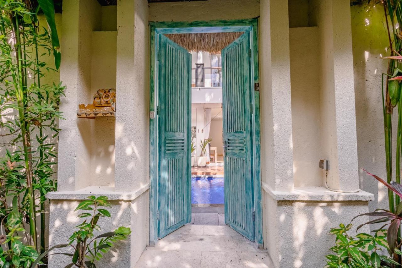 Villa Alleira Seminyak By Best Deals Asia Hospitality Buitenkant foto