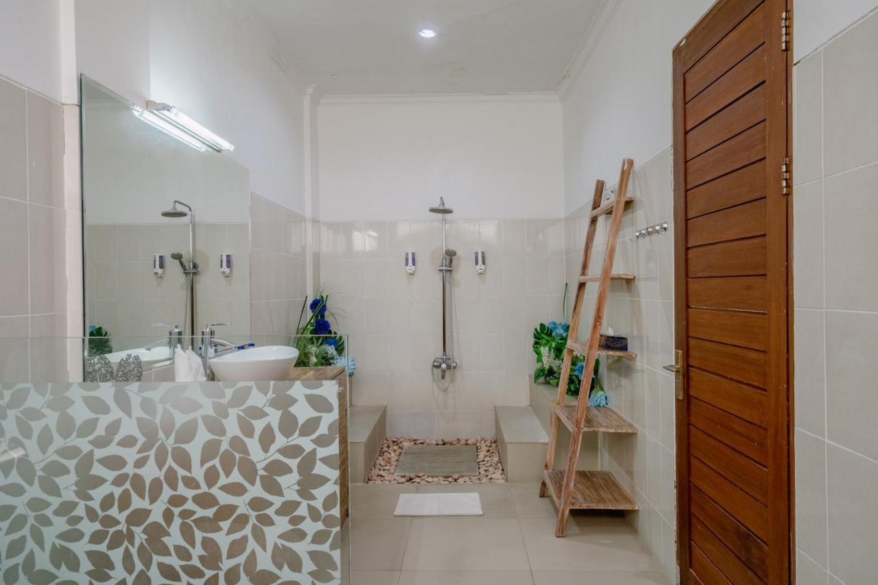 Villa Alleira Seminyak By Best Deals Asia Hospitality Buitenkant foto
