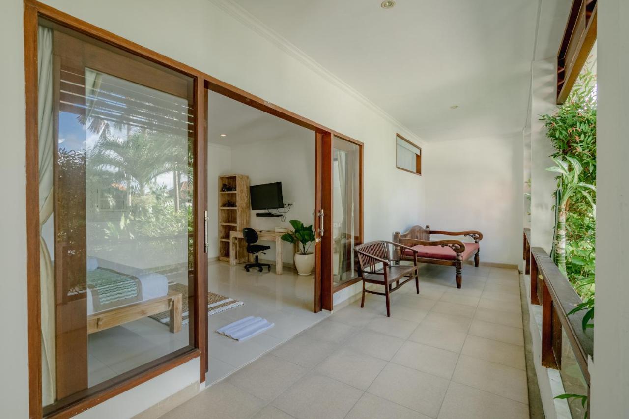 Villa Alleira Seminyak By Best Deals Asia Hospitality Buitenkant foto