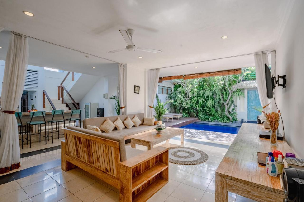 Villa Alleira Seminyak By Best Deals Asia Hospitality Buitenkant foto
