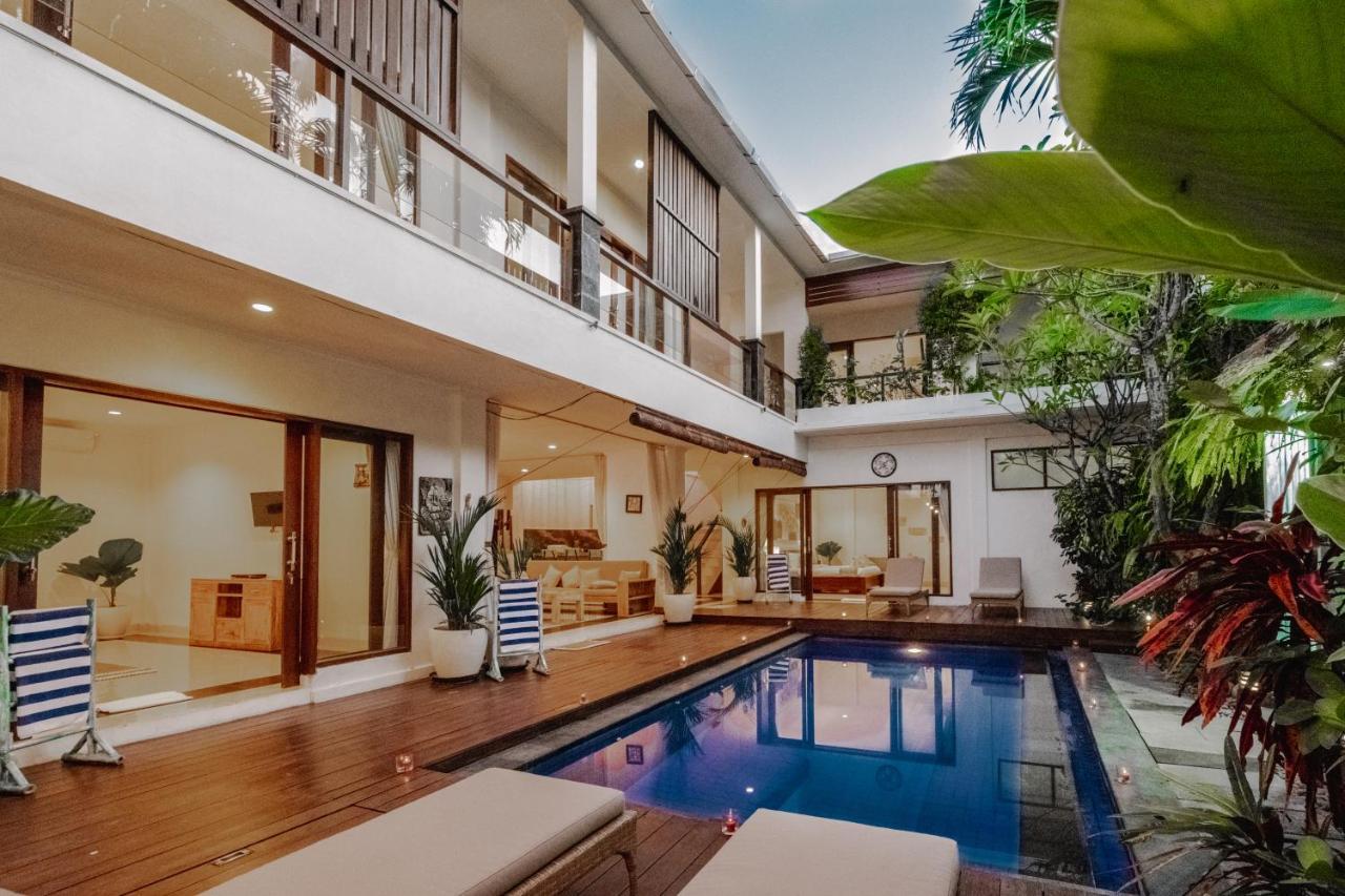 Villa Alleira Seminyak By Best Deals Asia Hospitality Buitenkant foto