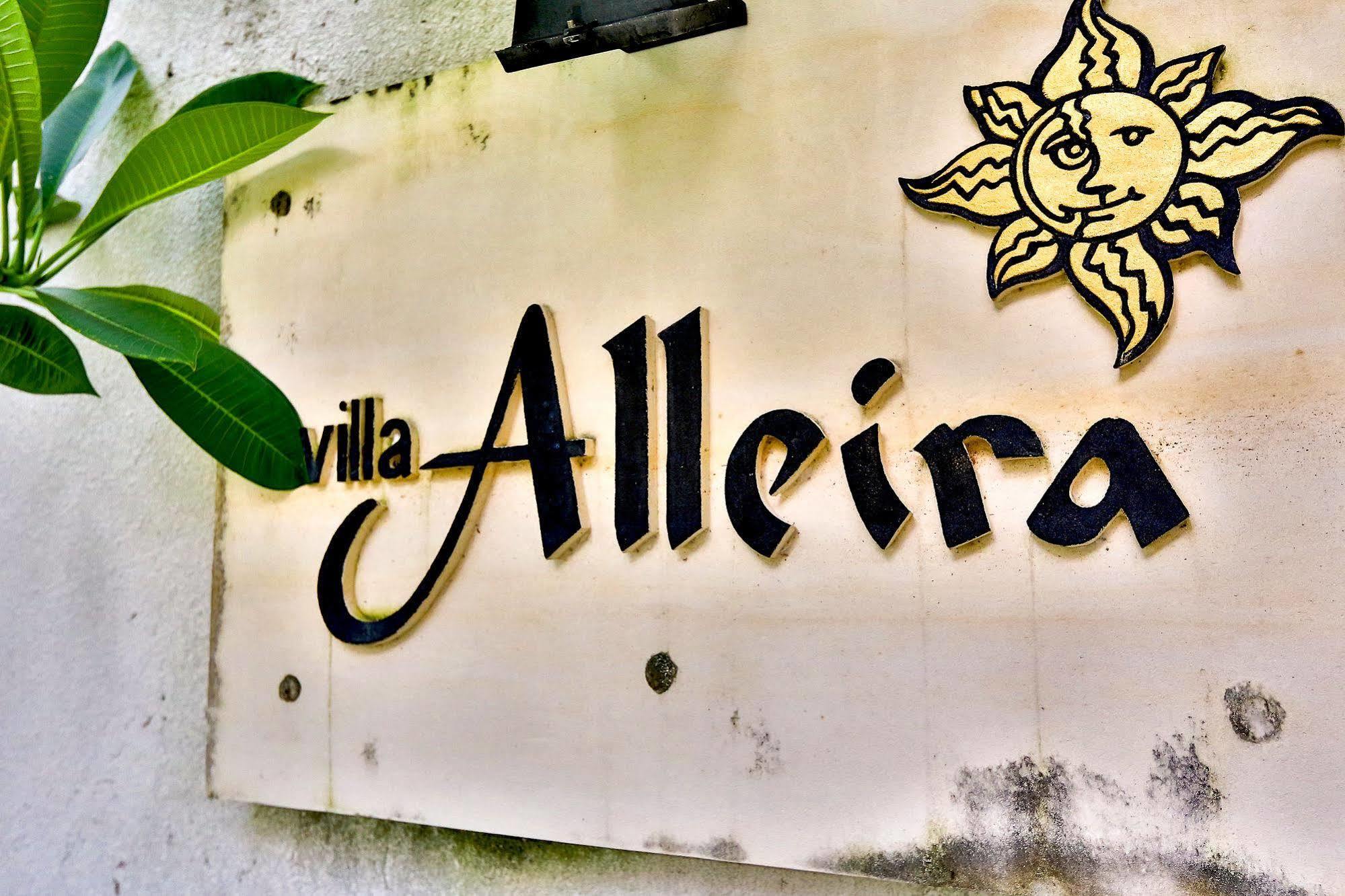 Villa Alleira Seminyak By Best Deals Asia Hospitality Buitenkant foto